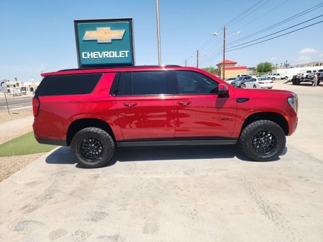 2024 GMC Yukon XL AT4 - Photo 9