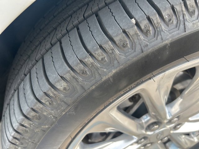 2017 Cadillac XT5 Platinum's photo