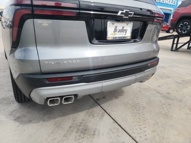 2027 Chevrolet Traverse LT - Photo 12
