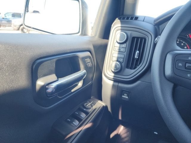 2026 Chevrolet Silverado 1500 Custom - Photo 41