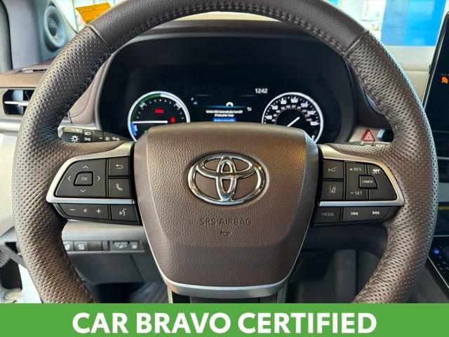 2023 Toyota Sienna Platinum - Photo 18