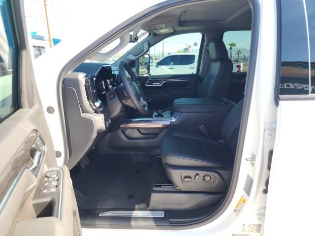 2026 Chevrolet Silverado 3500 HD LTZ - Photo 35