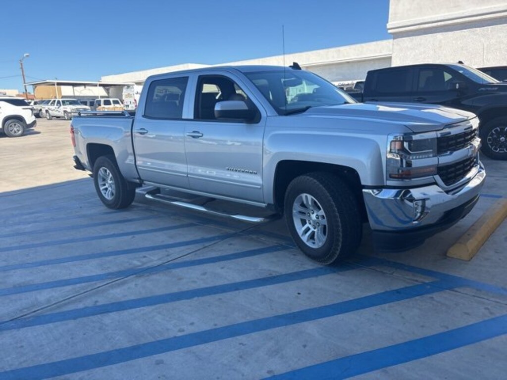 Used 2018 Chevrolet Silverado 1500 LT Truck Crew Cab