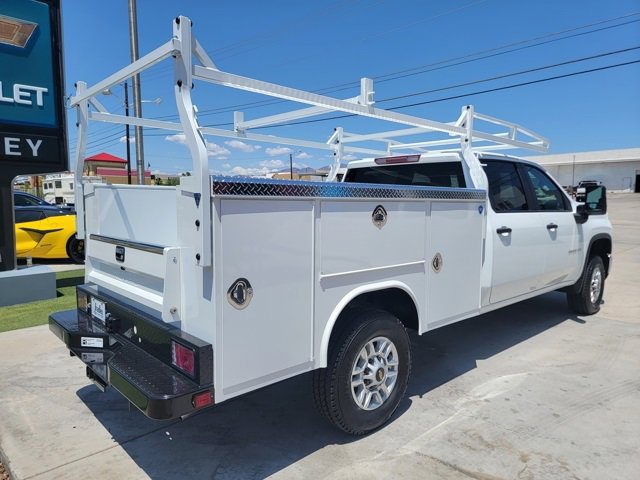 2025 Chevrolet Silverado 2500HD photo 3