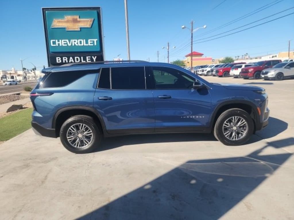 New 2026 Chevrolet Traverse LT SUV