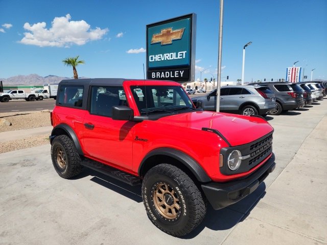2023 Ford Bronco 2-Door Base