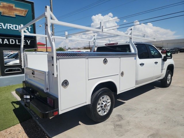 2025 Chevrolet Silverado 2500HD Work Truck photo 3