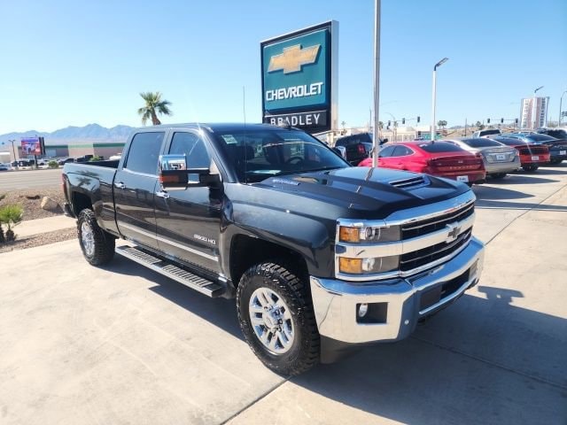 2019 Chevrolet Silverado HD LTZ 4WD Crew Cab Standard Box's photo