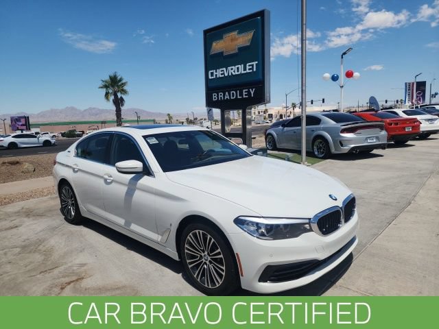 2019 BMW 5 Series 530e iPerformance Sedan's photo