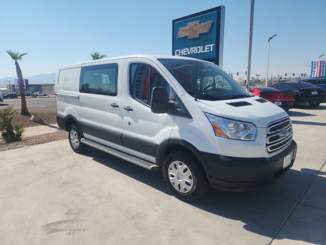 2018 Ford Transit Van photo 2