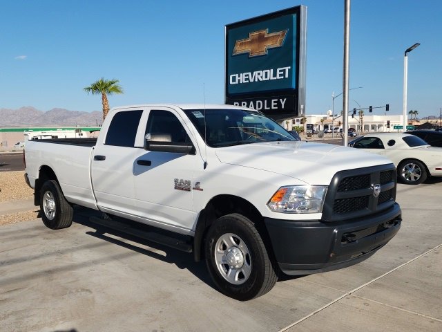 2018 Ram 3500 Tradesman photo 2