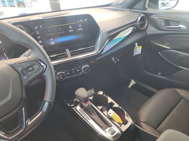 2026 Chevrolet Trax RS - Photo 28