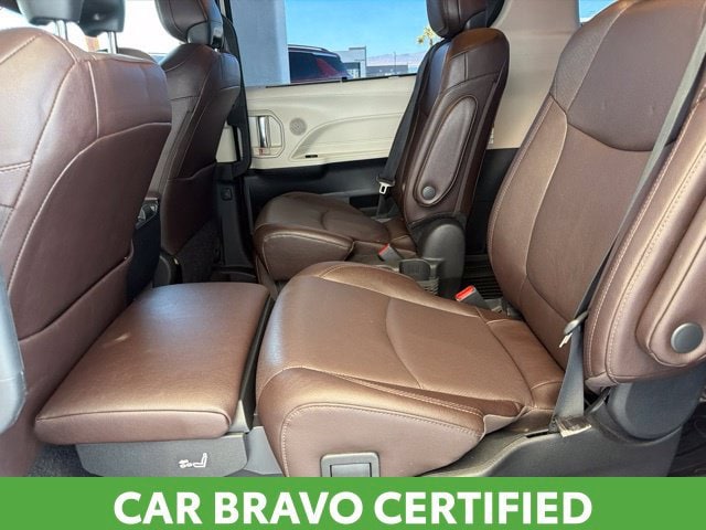 2023 Toyota Sienna Platinum - Photo 35