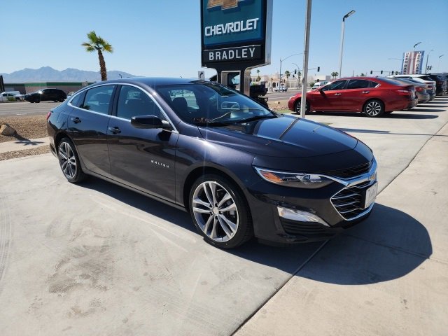 2023 Chevrolet Malibu 1LT photo 2