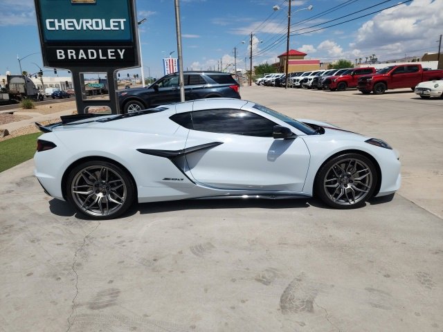 2024 Chevrolet Corvette Z06 1LZ photo 3