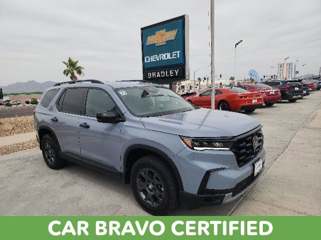 2025 Honda Pilot TrailSport AWD's photo
