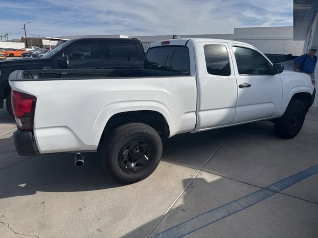 Used 2022 Toyota Tacoma SR Truck Access Cab
