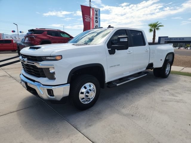 2026 Chevrolet Silverado 3500 HD LT - Photo 8