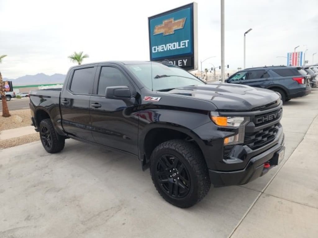 Used 2022 Chevrolet Silverado 1500 Custom Trail Boss Truck Crew Cab