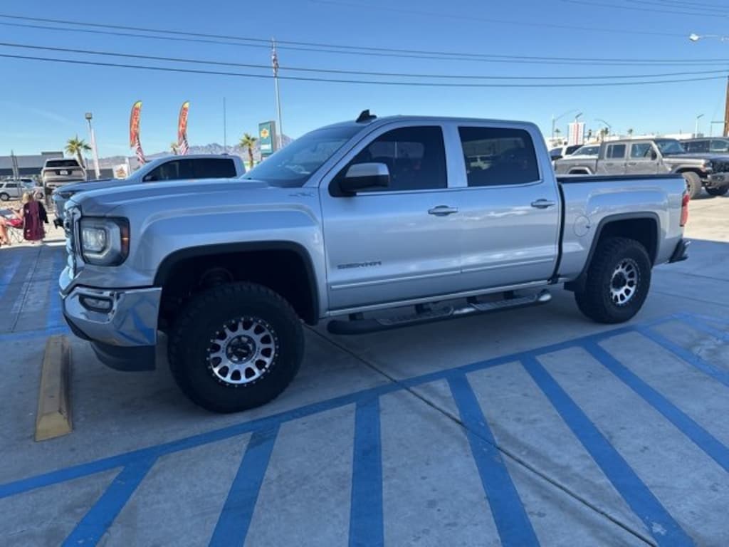 Used 2018 GMC Sierra 1500 SLE Truck Crew Cab