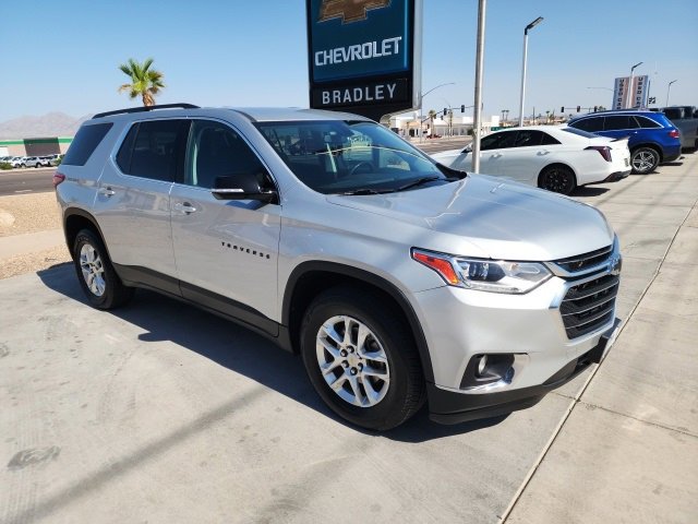 2020 Chevrolet Traverse Cloth photo 2
