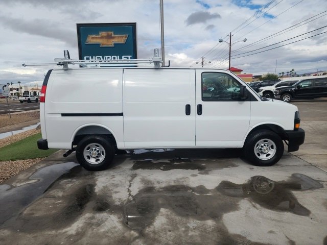 2025 Chevrolet Express Cargo 2500 Van photo 3