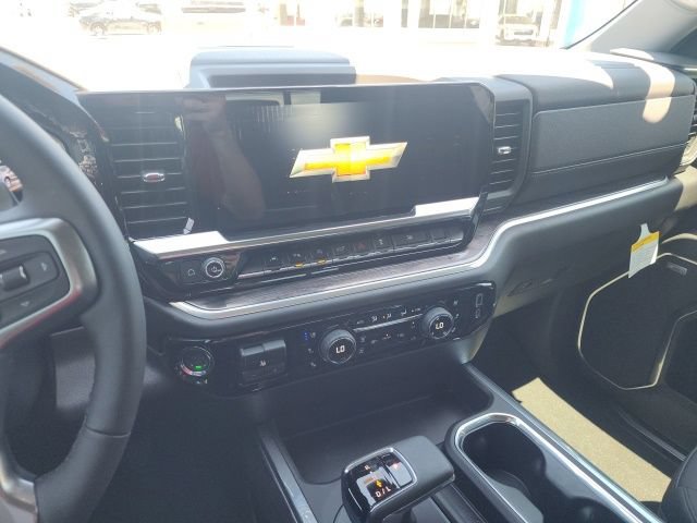 2026 Chevrolet Silverado 1500 LTZ - Photo 33