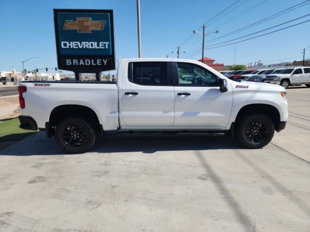 Used 2022 Chevrolet Silverado 1500 LT Trail Boss Truck Crew Cab