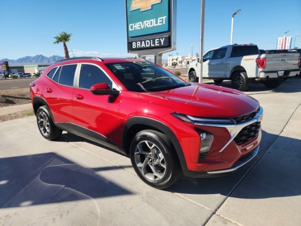 New 2026 Chevrolet Trax LT SUV