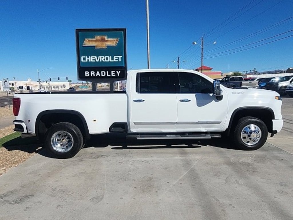 New 2026 Chevrolet Silverado 3500 HD High Country Truck