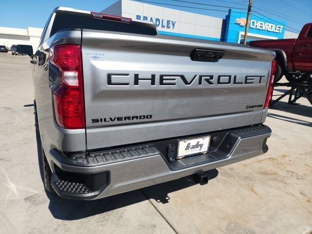 2026 Chevrolet Silverado 1500 Custom - Photo 13