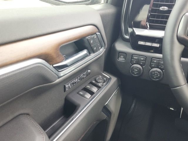 2026 Chevrolet Silverado 1500 High Country - Photo 43