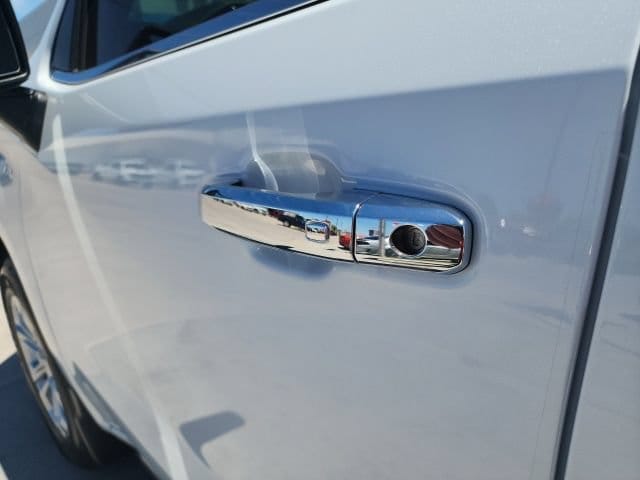 2026 Chevrolet Silverado 1500 LTZ - Photo 14