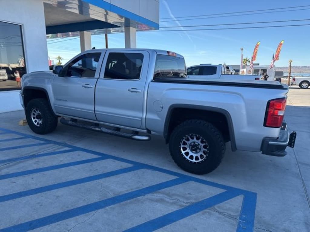 Used 2018 GMC Sierra 1500 SLE Truck Crew Cab