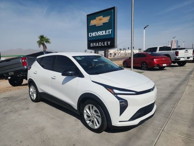 2027 Chevrolet Bolt EV LT Auto's photo