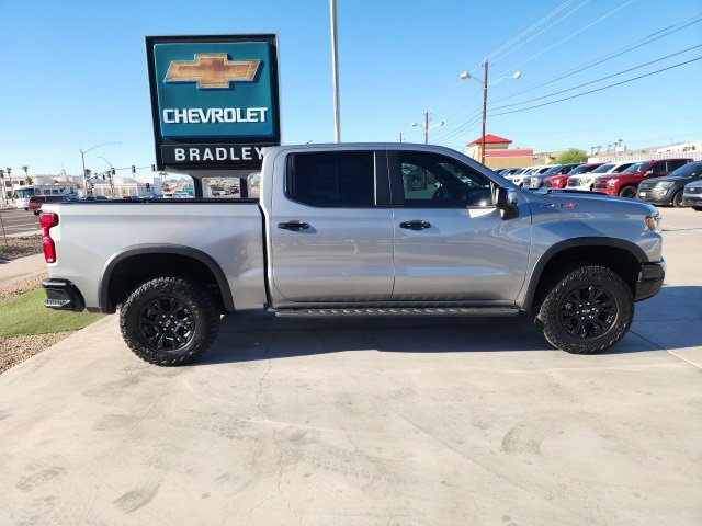 2023 Chevrolet Silverado 1500 ZR2 photo 3