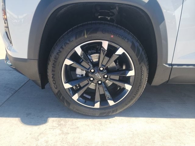 2027 Chevrolet Equinox RS - Photo 12