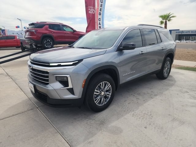 2027 Chevrolet Traverse LT - Photo 8