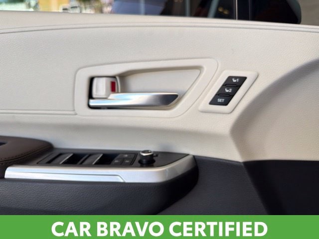 2023 Toyota Sienna Platinum - Photo 31
