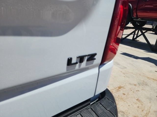 2026 Chevrolet Silverado 1500 LTZ - Photo 17