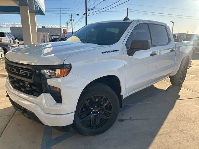 2023 Chevrolet Silverado 1500 Custom's photo