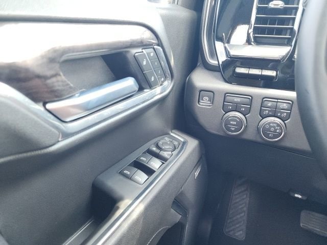 2025 Chevrolet Silverado 1500 LTZ - Photo 59