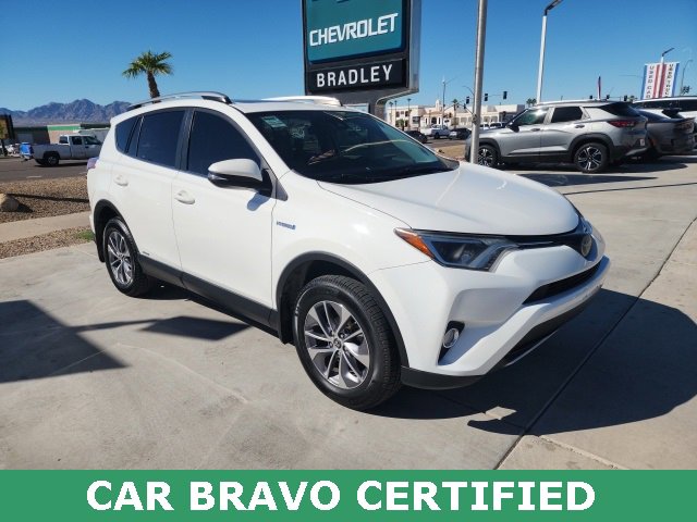 Used 2018 Toyota RAV4 XLE with VIN JTMRJREV0JD235523 for sale in Lake Havasu City, AZ