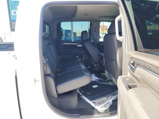 2026 Chevrolet Silverado 3500 HD LTZ - Photo 39