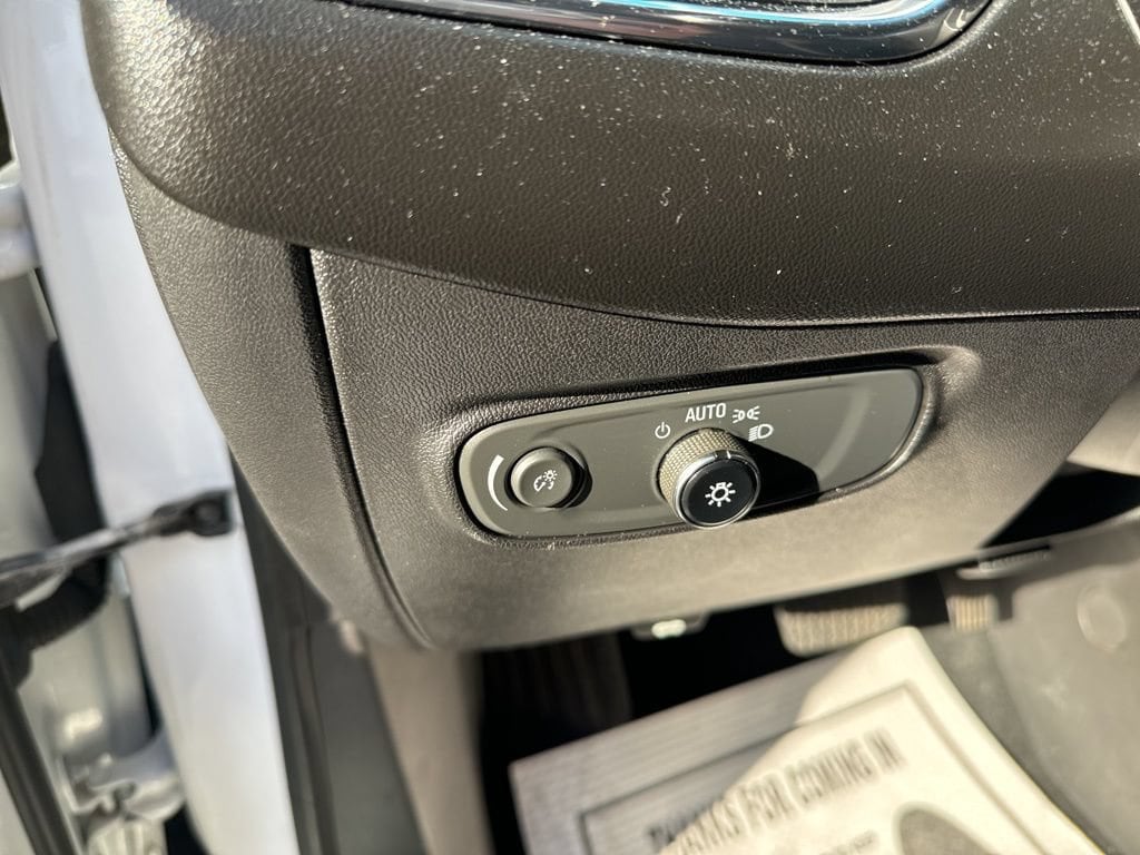 2018 Chevrolet Equinox LT - Photo 16