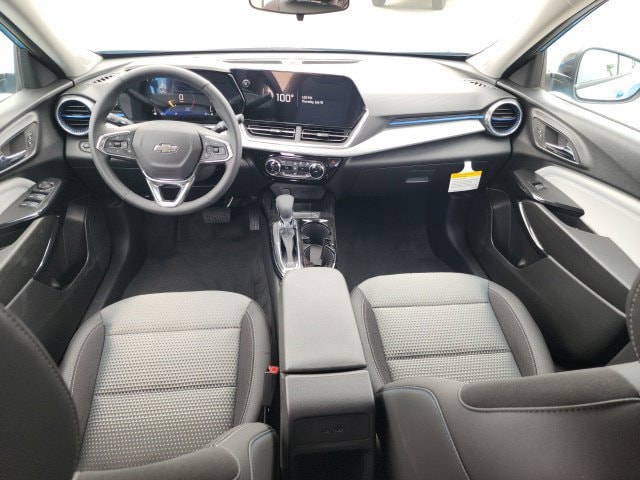 2026 Chevrolet Trax LT - Photo 17