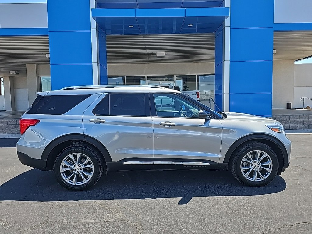 2024 Ford Explorer Limited photo 2