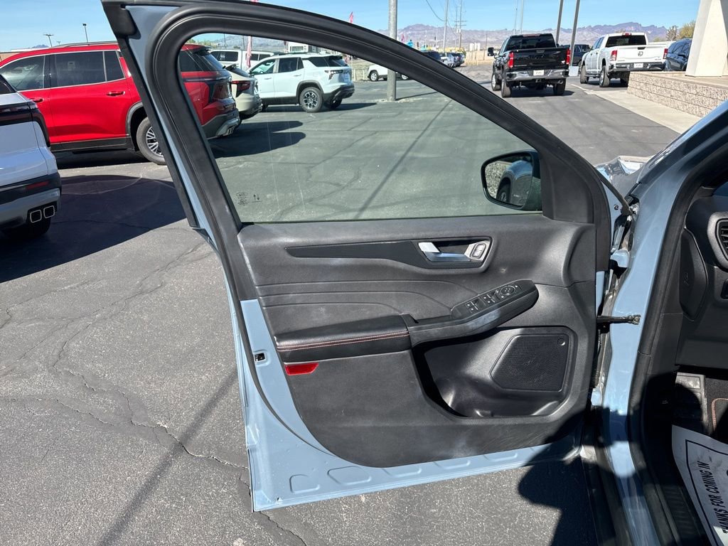 2023 Ford Escape ST-Line - Photo 9