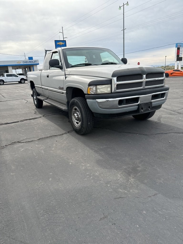 1999 Dodge Ram Pickup ST's photo
