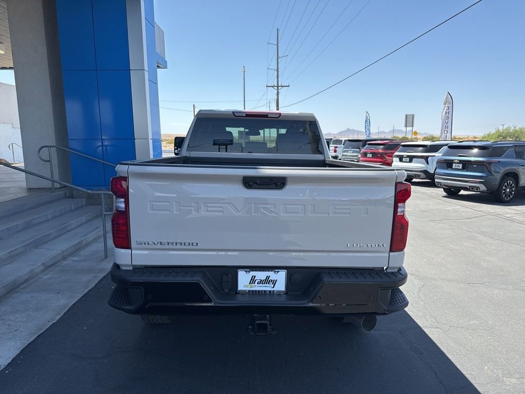 2026 Chevrolet Silverado 2500 HD Custom - Photo 6
